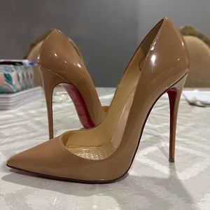 Christian Louboutin So Kate